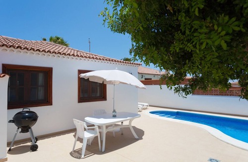 Complejo turistico Amarilla Golf Villa | LUXURY SUNNY HOLIDAY HOME WITH PRIVATE POOL