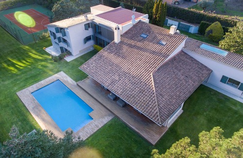 Mont Barbat Villa | Luxury Villa in Costa Brava with Private Pool, Tennis Court, and Saunan