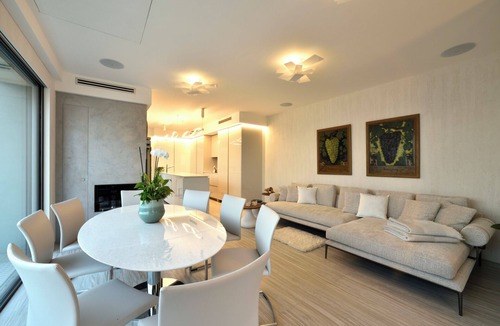 Lavina Villa | Luxury Villa On the sea