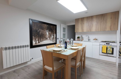 Logrono Historic Centre Apartment | Maison Ochoa, historic center Logroño The heart of Rioja and the Pilgrim's Way to Santiago