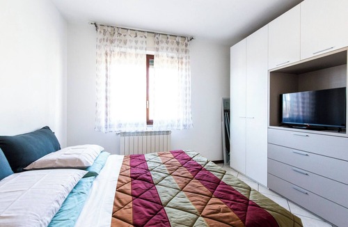 Vizzola Ticino Apartment | Malpensa Express - One Bedroom Apartment, Sleeps 4