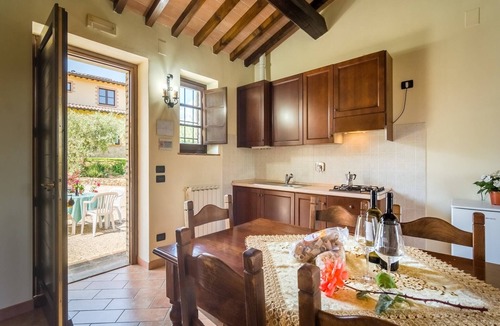 Ramazzano Villa | Mansion in Perugia with Pool & Sauna
