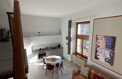 Domodossola Apartment | Mantellini 2A - Bright and elegant
