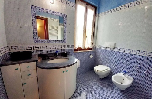 Varallo Pombia Bed & Breakfast | Maple House