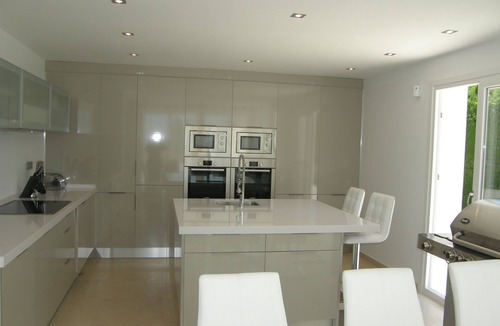 New Golden Mile Villa | Marbella Modern Luxury Villa w/Sea View Only Minutes to Golf Course & Beaches