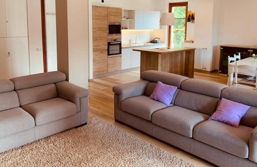 Gonte Apartment | Martin apartment with pool in Oggebbio