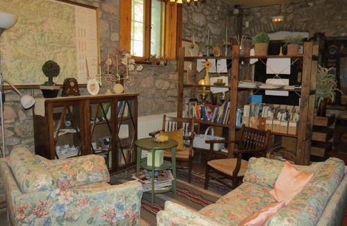 Sant Joan les Fonts House | Mas Colom