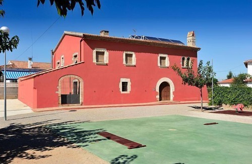 Banyeres del Penedes Cottage | Masia Casa Roja for 18 people