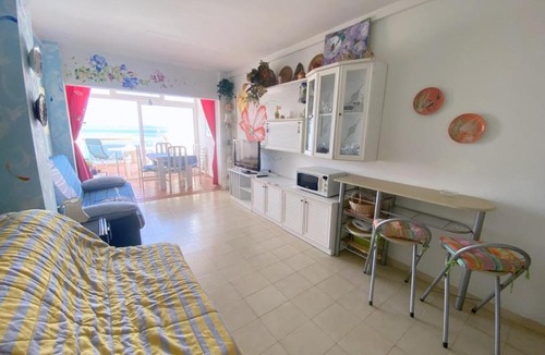 Almadraba-Canyelles Apartment | Meda chica 3j