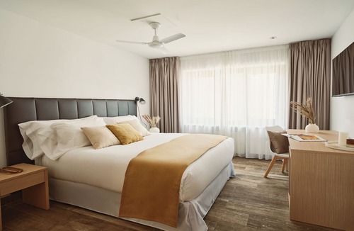 San Juan Hostel | MET Pamplona
