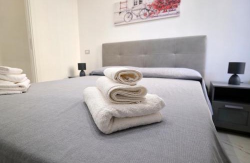 Vasto Apartment | Metro, Railway Station - B&D House