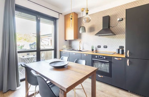 Precotto Apartment | Milan Apartment Infinite Dreams: 1 min subway MM1