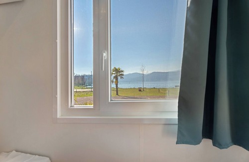 Ispra Apartment | Mobile Home 'Casa Mobile Standard 2' with Lake View, Wi-Fi and Air Conditioning