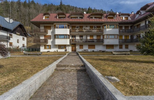 Tarvisio Apartment | Modern Apart x 4 Forest View