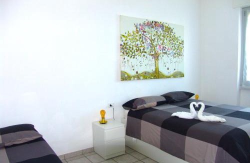 Bulciago Apartment | Modern Apartment Luci & Stelle near Lake Como