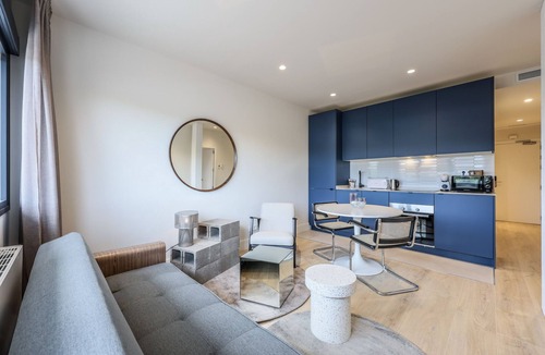 Puerta del Angel Apartment | Modern apartment near the Royal Palace 11