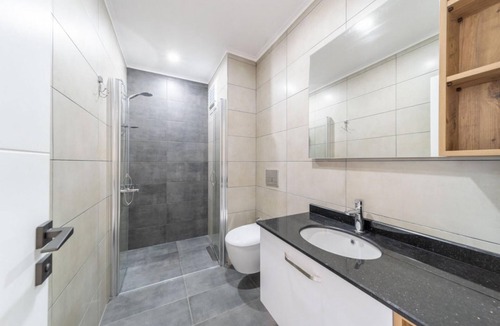Kargicak Apartment | Modern Apartment with Shared Sauna in Alanya