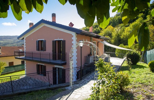 Monghidoro Villa | Modern Villa with heated jacuzzi,sauna,panoramic view,close to Tuscany