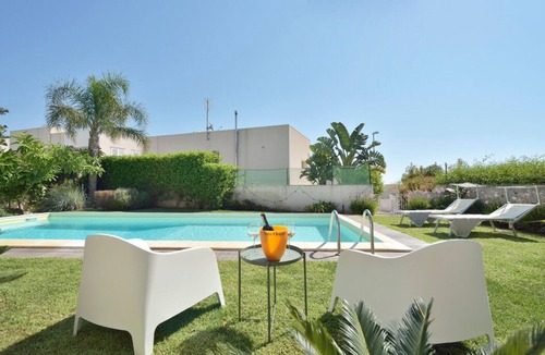Ragusa Villa | modern villa with pool near the center/sea