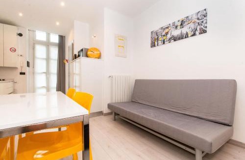Vanchiglia Apartment | Mole Antonelliana & Royal Gardens Cozy Studio