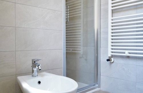 Crocetta-San Lazzaro-Modena Est Apartment | Molinari House Smeraldo