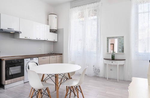 Porta Volta Apartment | Montello 10 C - Two Bedroom Apartment, Sleeps 6