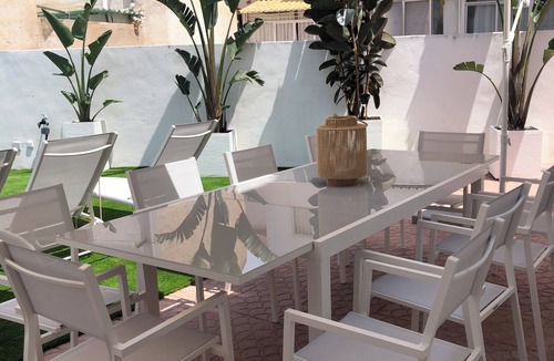 Los Cuarteros House | n House with private pool, air conditioning, near beach, bars and restaurants.