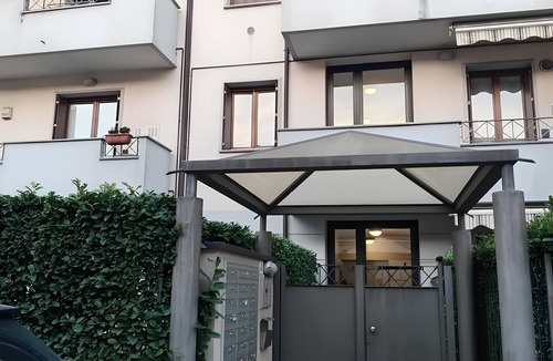 Lissone Apartment | Neagas House Lissone