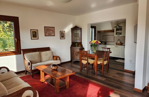 Passarella di Sotto Apartment | Newly renovated 2-bedroom, 2-bathroom apartment. Close to Jesolo and Venice.