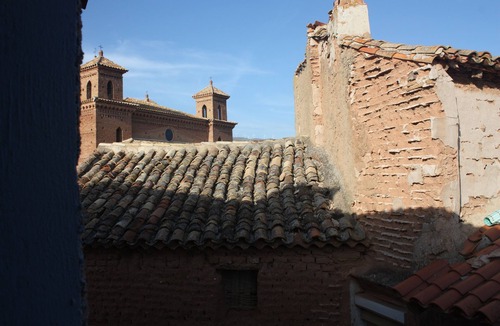 Torralba de Ribota House | Newly restored and beautiful views mudejar church house and saw Armantes
