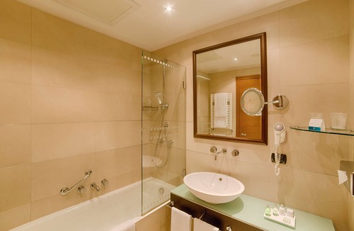Milano Due Hotel | NH Milano 2