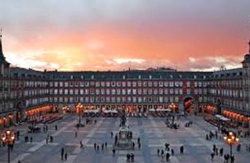 Villa de Vallecas Bed & Breakfast | Nice and cozy apartment close to the countryside and Shopping Center -HABITACION 2