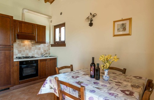 Scansano Villa | Nice apartment in villa for 6 people with WIFI, pool, TV, patio and pets allowed