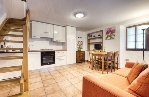 Macugnaga Apartment | Nice apartment for 2 people with TV, pets allowed and panoramic view