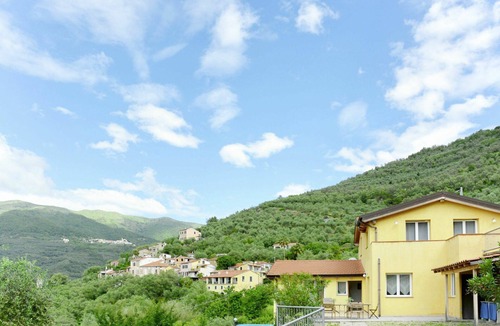 Pantasina Apartment | Nice apartment for 6 guests with pool, TV, terrace, pets allowed and panoramic view