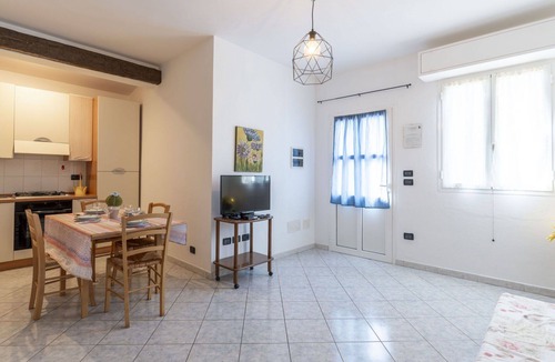 Gazzelli Apartment | Nice apartment for 4 guests with WIFI, pool, balcony, pets allowed and panoramic view