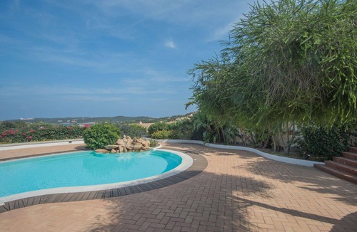 Liscia di Vacca Apartment | Nice apartment for 4 guests with WIFI, pool, A/C, TV and pets allowed