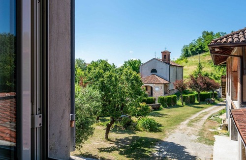 Rocca D'Arazzo Apartment | Nice apartment for 4 people with WIFI and terrace