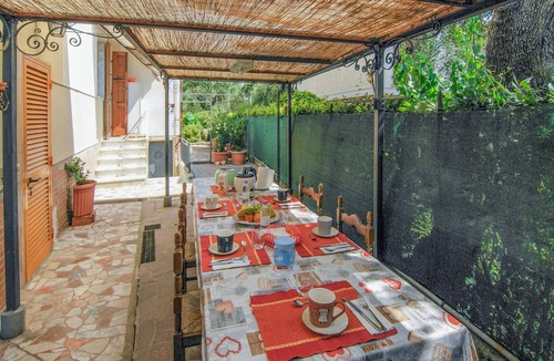 Querceta House | Nice home in Versilia