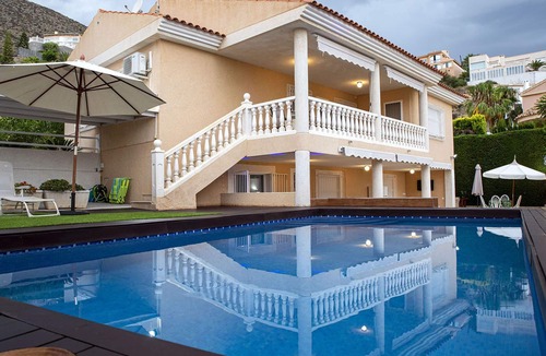Bolnuevo Ski Chalet | Nice House With Pool in Murcia