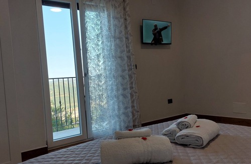 Noepoli House | Nirvana Experience bed and breakfast