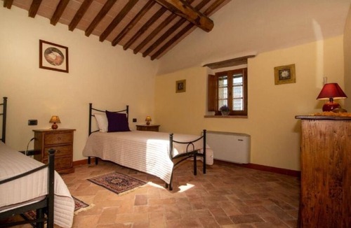 Chiusdino Bed & Breakfast | No. 3 DOUBLE ROOM with the possibility of a third and fourth bed
