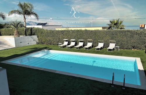 Alcamo Marina Apartment | Oasis Elegant Luxury Pool - Panoramic View! By Sicily Home Solutions