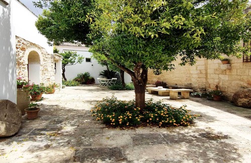 Giuggianello Apartment | Old farmhouse "Le Bey" Elsa