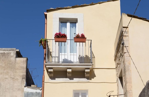 Ragusa House | Old Market House Giuly