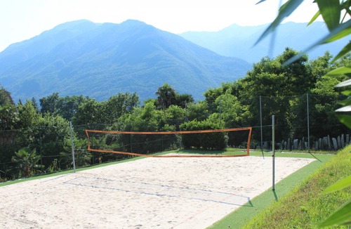 Mergozzo Apartment | Oleandro 1 apartment in Mergozzo with pool
