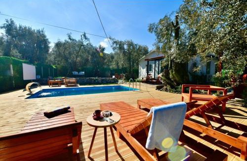 Iznik House | Olive & Lake Villa- Heated pool