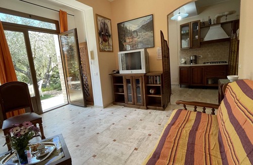 Poggi Apartment | Olivo (PGI128) by Interhome