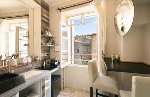 Calcata Historic Town Apartment | Opera Suites - Le mille e una notte