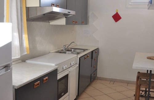 Baia Caddinas Apartment | ORIGINAL WIDE FLAT IN VILLA ON THE SEA